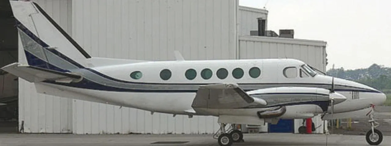 beechcraft-king-air-100