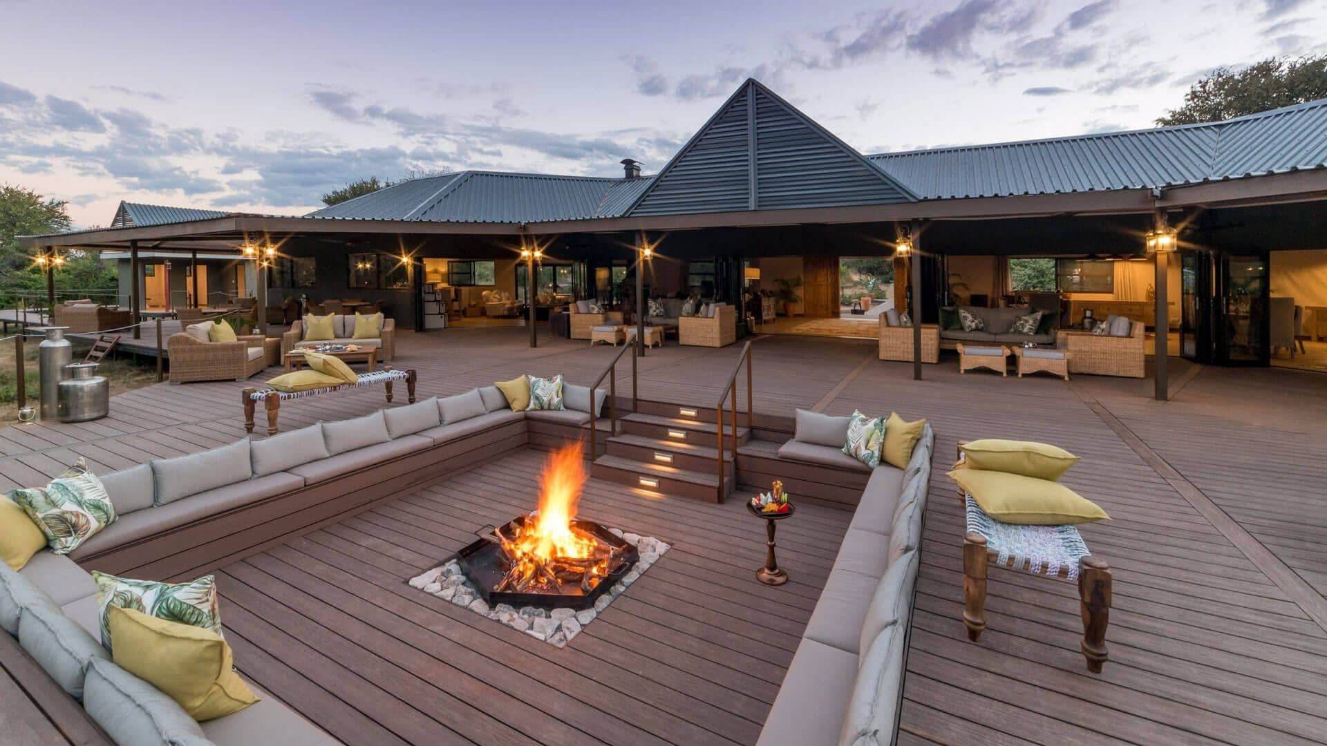 Old Drift Lodge Guest Area and Firepit