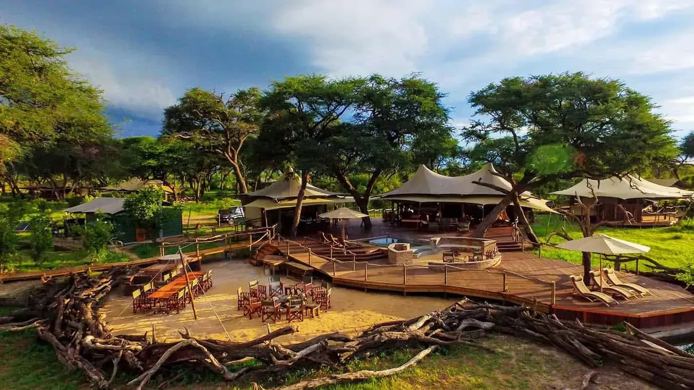 Somalisa Acacia Camp